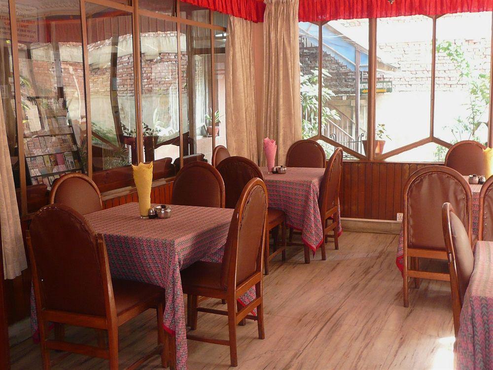 קטמנדו Tasi Dhargey Inn מראה חיצוני תמונה
